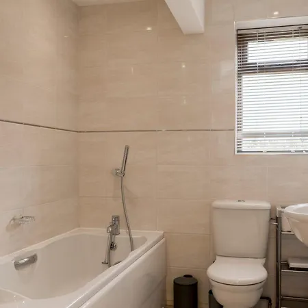 公寓 Isabella Place In - 3 Bed Property, 2 Double Beds, 1 Large Double Bed, Ideal For Families *