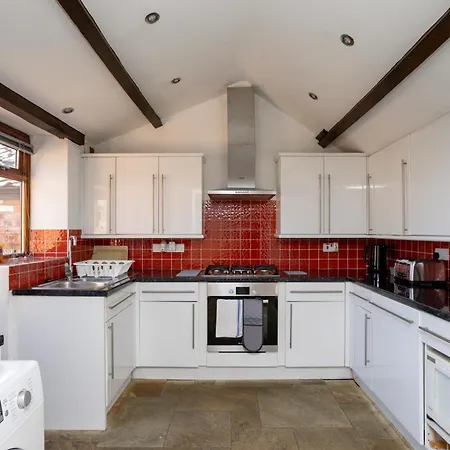 公寓 Isabella Place In - 3 Bed Property, 2 Double Beds, 1 Large Double Bed, Ideal For Families *