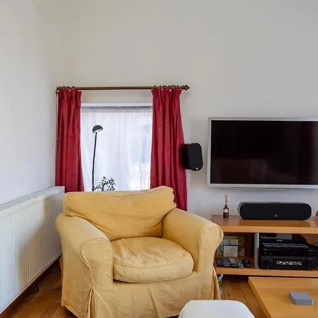 Isabella Place In - 3 Bed Property, 2 Double Beds, 1 Large Double Bed, Ideal For Families