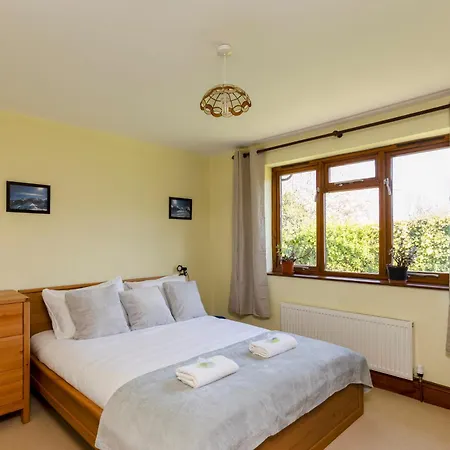 Isabella Place In - 2 Double Beds, 1 Large Double Bed, Ideal For Families Apartment *