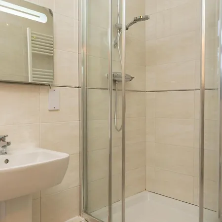 Isabella Place In - 3 Bed Property, 2 Double Beds, 1 Large Double Bed, Ideal For Families * York